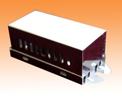 產業融合視角下的企業轉型之路——以中山頂好五金塑料制品、星光照明配件及二手日用百貨銷售為例